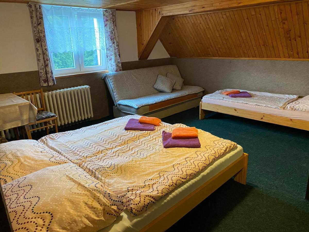 Penzion Hubertus Doubice Hotel Kültér fotó